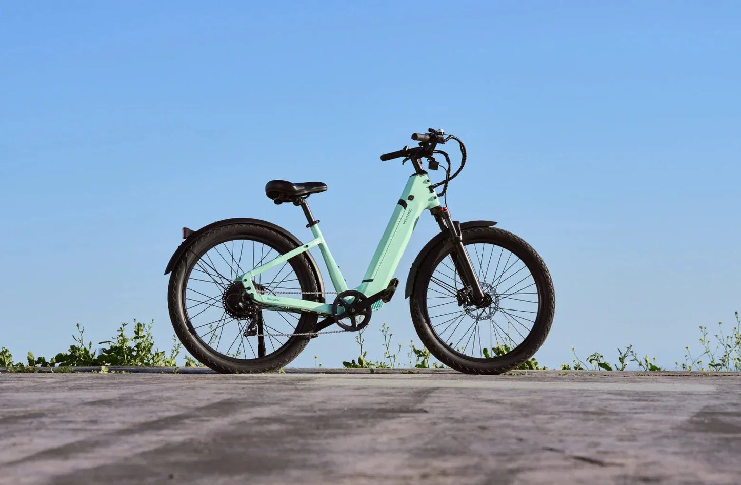 VELOTRIC Discover 1 Plus 500w Step Thru eBike 26x2.5 Urban Electric Urban eBike